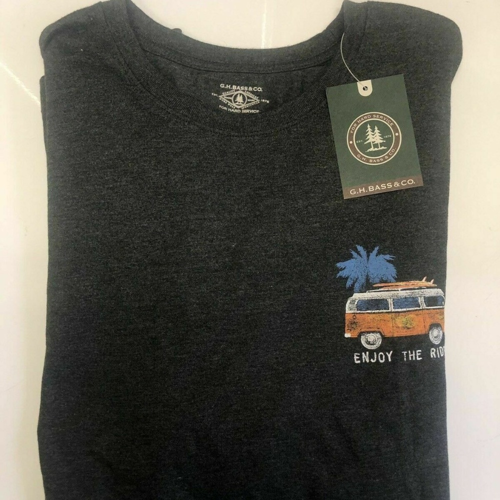 G.H. Bass & Co  Crew Neck Graphic T-Shirt